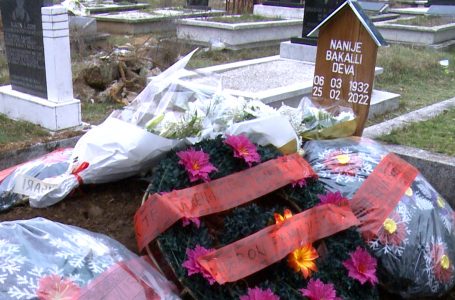I është dhënë lamtumira e fundit mësueses Nanije Bakalli – Deva