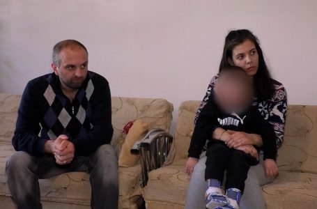 Dy vjeçari nga Gjakova ka nevojë për trajtim jashtë vendit, i nevojitet ndihmë financiare