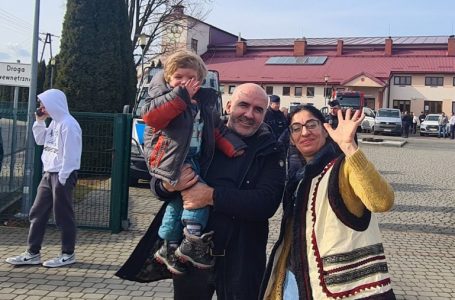Shqiptarja bashkë me djalin ikin nga Ukraina, kosovari u bën konak në Gjermani