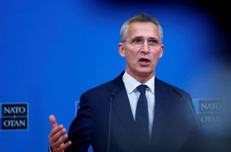 Stoltenberg thotë se 93 trupa të KFOR-it mbetën të plagosur nga dhuna në veri