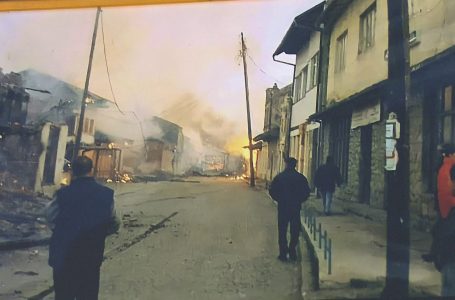 Tmerri në Çarshinë e Vjetër me 24 mars 1999