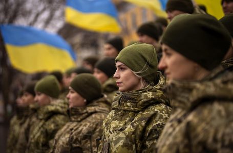 Ukraina tërheq ushtarët nga Kosova për të luftuar kundër Rusisë