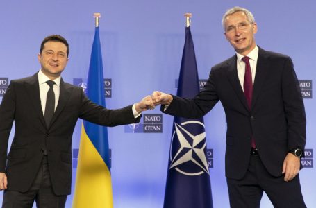 Ukraina ftohet të merr pjesë në takimin e ministrave të Jashtëm të NATO-s