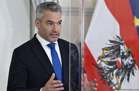 Kancelari austriak, Karl Nehammer: Sistemi Shengen i BE-së për lëvizjen e lirë është një dështim