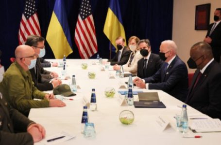 Ministri i Jashtëm ukrainas flet pas takimit me Biden dhe Blinken
