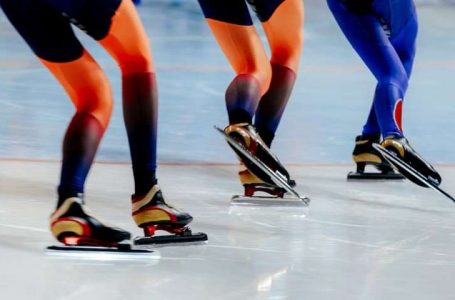 Sportistët rusë dhe bjellorusë pezullohen nga të gjitha garat ndërkombëtare të patinazhit