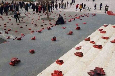 8 Marsi në Shqipëri, protestë dhe mesazhe kundër dhunës e vrasjes së grave