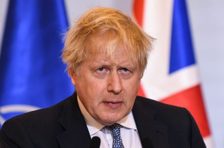 Johnson: Putin po përdorë taktika barbare kundër civilëve në Ukrainë