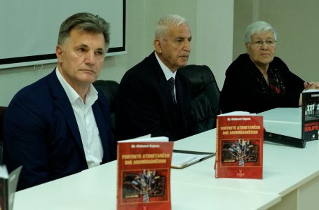 Promovohet vepra: “Portrete Atdhetarësh dhe Arsimdashësish” nga Prof. Muhamet Rogova