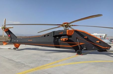 Turqia theyn rekord botëror, prodhon helikopter pa pilot