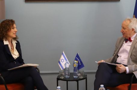 Ministri Latifi priti në takim Ambasadoren e parë të Izraelit në Kosovë