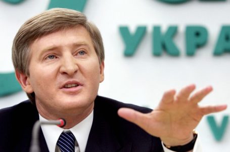 Njeriu më i pasur i Ukrainës zotohet të rindërtojë Mariupolin e rrafshuar nga rusët