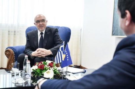 Kurti pret në takim zëvendësministrin e Jashtëm të Greqisë