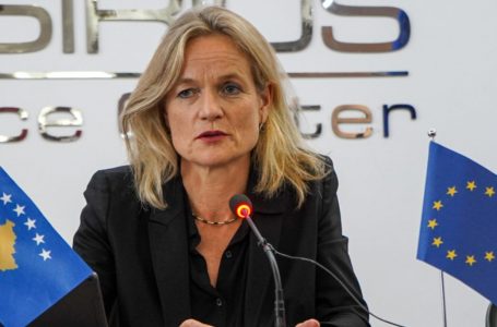 Von Cramon: Heqjes së barrikadave nuk i gëzohet vetëm Putini