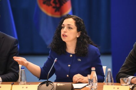 Osmani për masakrën e Srebrenicës: Duhet të jemi të bashkuar kundër përpjekjeve për të mohuar këtë mizori të tmerrshme