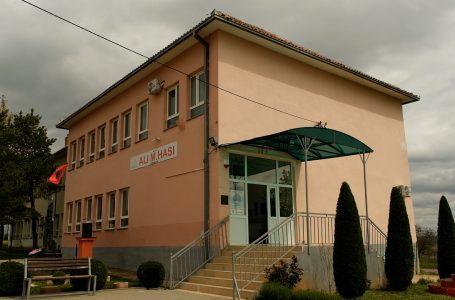 Shkolla “Ali Hasi” në fshatin Cërmjan, e ndërtuar në vitin 1915