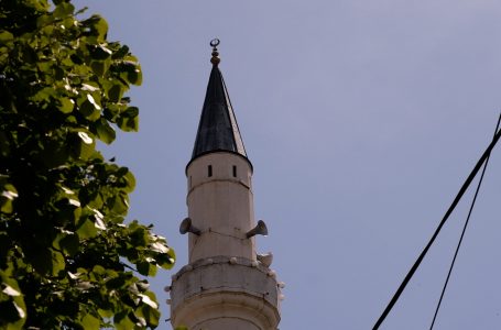 Banorët pretendojnë se xhamia e Rogovës më e vjetër se ajo e Hadum Agës
