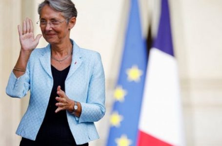 Kush është kryeministrja e re e Francës, sfidat që e presin