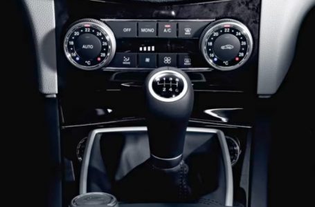 Mercedes i thotë lamtumirë transmisioneve manuale