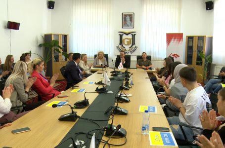 UGJ “Fehmi Agani” priti në takim ushtarin Ukrainas, Major Ivan Nastenko