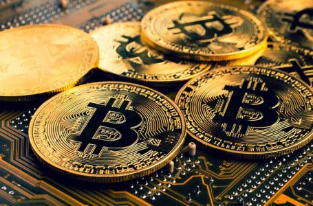 Bitcoin, mbi 100 milionë njerëz humbasin paratë e tyre