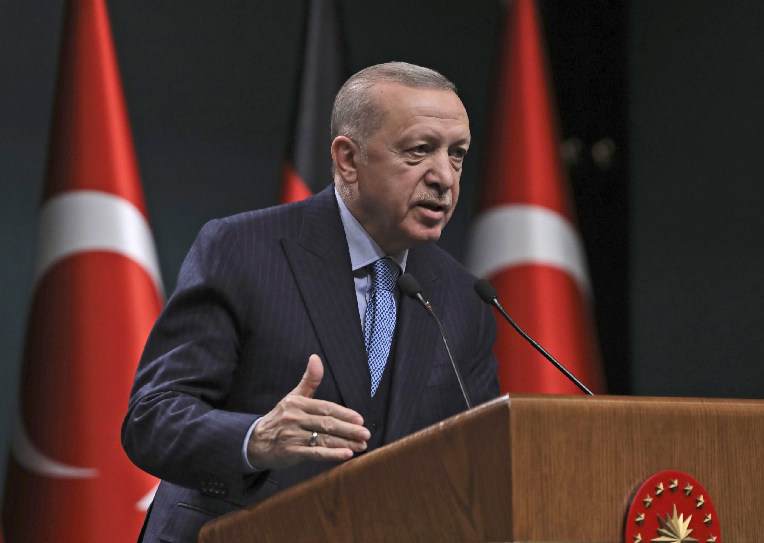 Erdogan shpall gjendje të jashtëzakonshme për tre muaj