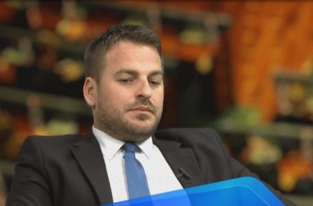Muja: Zgjodhën momentin tash, sepse nuk duan ta lënë Kosovën t’i fitojë betejat që duket se do t’i fitojë
