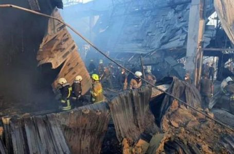Sulm në një qendër tregtare të Ukrainës, të paktën 15 viktima
