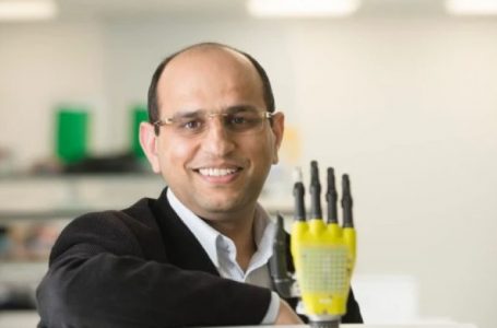 Studiuesit britanikë krijojnë lëkurën elektronike ‘që mund të ndjejë dhimbje’