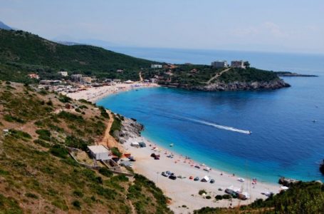 Rriten 40-60% çmimet e pronave në bregdetin shqiptar
