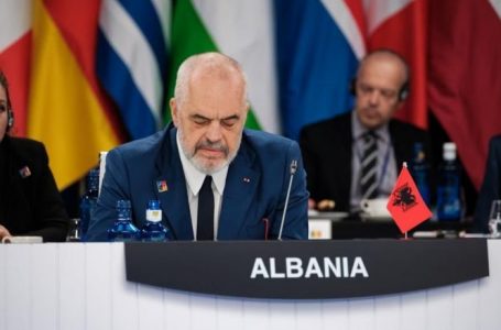 Rama i kërkon NATO-s ta ftojë Kosovën në Partneritetin për Paqe