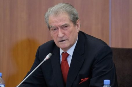 Premtimi i Berishës: Do të heqim taksën për Rrugën e Kombit