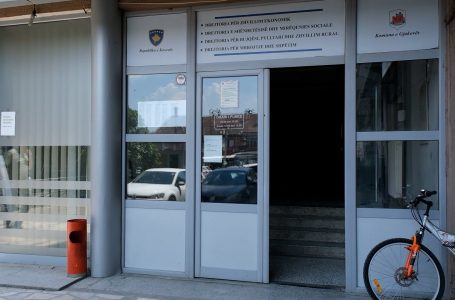 Drejtoria e Shëndetësisë në Gjakovë riorganizon orarin për Qendrat e Mjekësisë Familjare