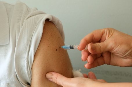 Pas shtimit të rasteve me Covid-19, ka rritje të lehtë të interesimit për tu imunizuar