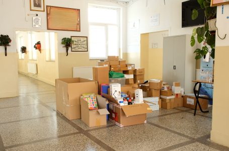 Dy shkolla në Gjakovë përfitojnë donacion nga MASHTI
