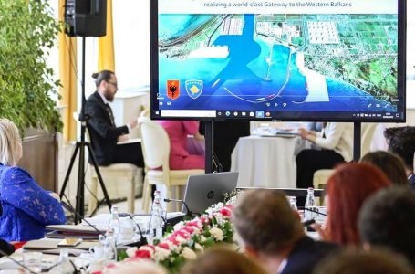 Kryeministri Kurti tregon detajet e vendimit për hekurudhën Prishtinë-Durrës dhe marrëveshjen me MCC-në