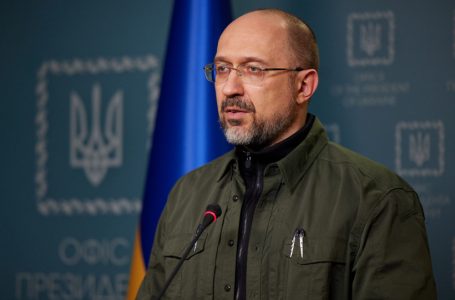 Kryeministri ukrainas: Kemi nevojë për 750 miliardë dollarë për rindërtimin e vendit