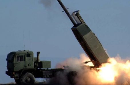 SHBA-ja ndan 820 milionë dollarë për armët në Ukrainë