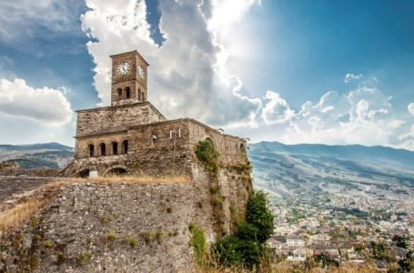 Historia e emrit të Gjirokastrës