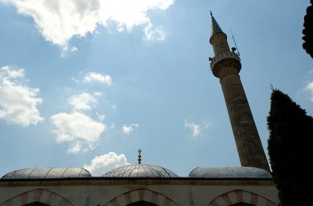 BIK: Namazi i Kurban Bajramit falet të mërkurën në orën 05:38