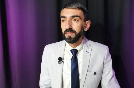 Tafarshiku reagon ndaj rezultateve përfundimtare të vlerësimit, grupi Specialist i Administrimit të Përgjithshëm