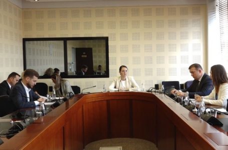 Dështon mbledhja e Komisionit për Integrim Evropian