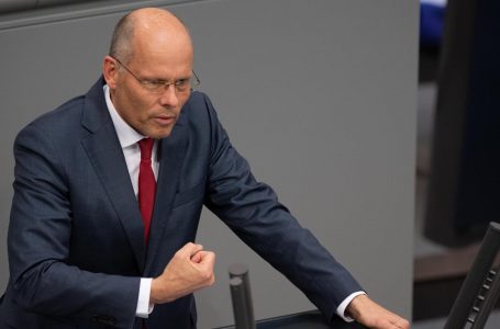 Beyer: Për të hyrë në BE, Kosova dhe Serbia duhet ta njohin njëra-tjetrën