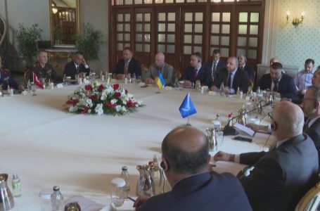 Zhbllokimi i eksporteve në Detin e Zi, progres në bisedimet e Stambollit, palët dakordohen mbi një ujdi