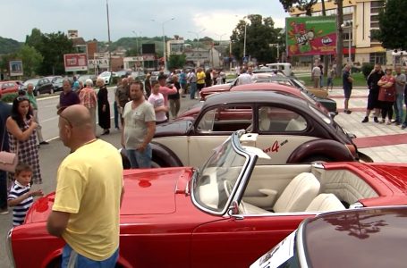 Në Gjakovë do të ekspozohen vetura të vjetra dhe klasike