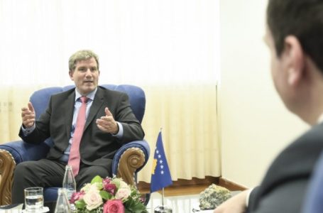 Kurti – Hakverdi: Kosova do të aplikojë për statusin e vendit kandidat të BE-së brenda këtij viti