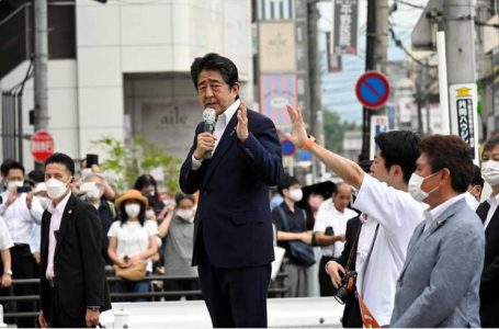 Atentati ndaj ish-kryeministrit japonez, zbulohen detaje të reja