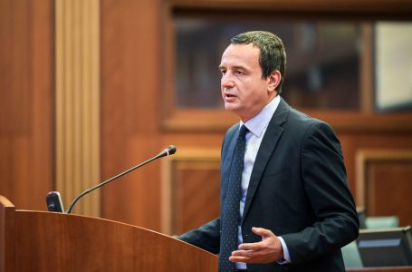 Para takimit me Vuçiq, Kurti zhvillon bisedë telefonike me SHBA-në e Mbretërinë e Bashkuar