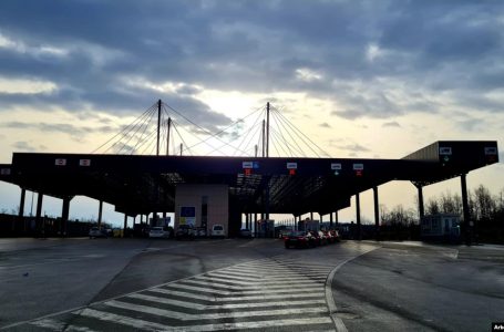 Mërgimtari rrah gruan me të hyrë në Kosovë dhe ia merr dokumentet