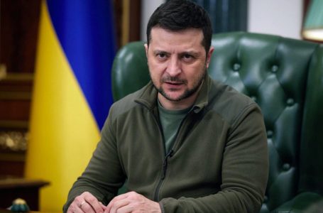 Zelensky: Shpallni Rusinë shtet terrorist